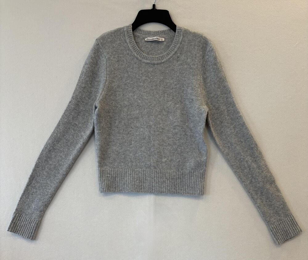 Abercrombie & Fitch Sweater Womens Small Gray Round Neck Pullover Soft